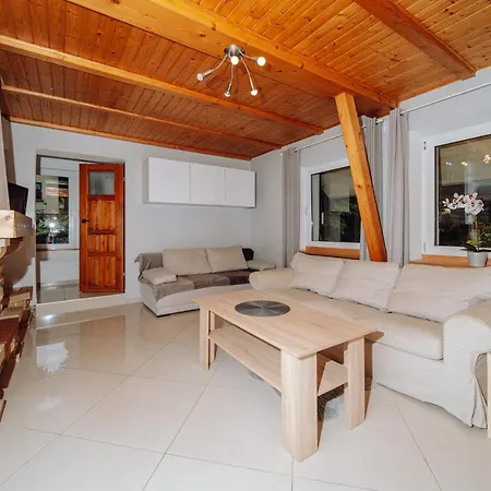 Zacisze Apartmán