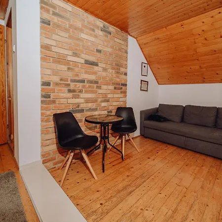 Zacisze Apartmán *