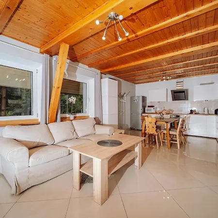 아파트 Zacisze 카르파츠