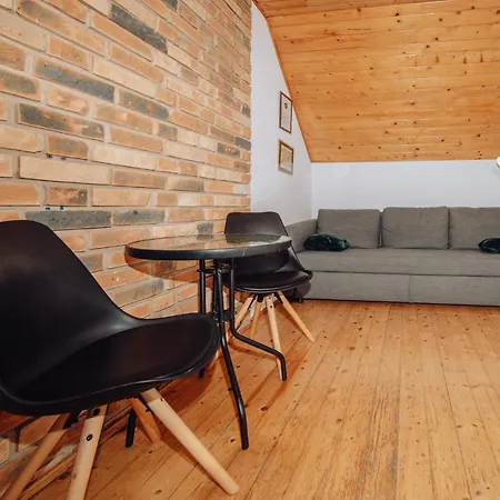 Zacisze 아파트 카르파츠