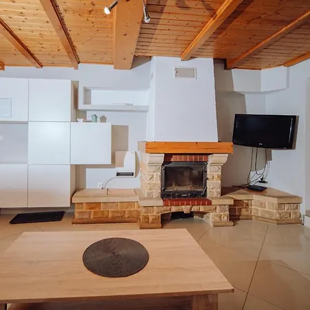 Zacisze Apartment *